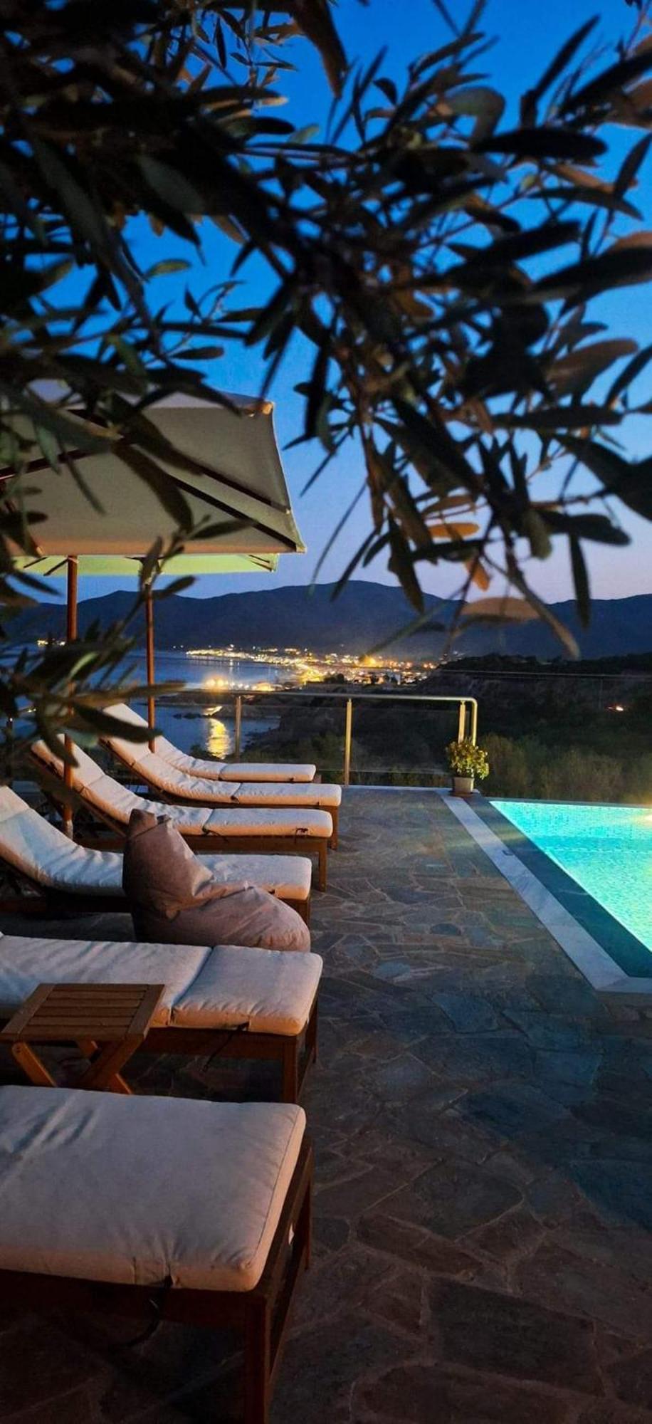 Sarti Thea Hotel Екстериор снимка